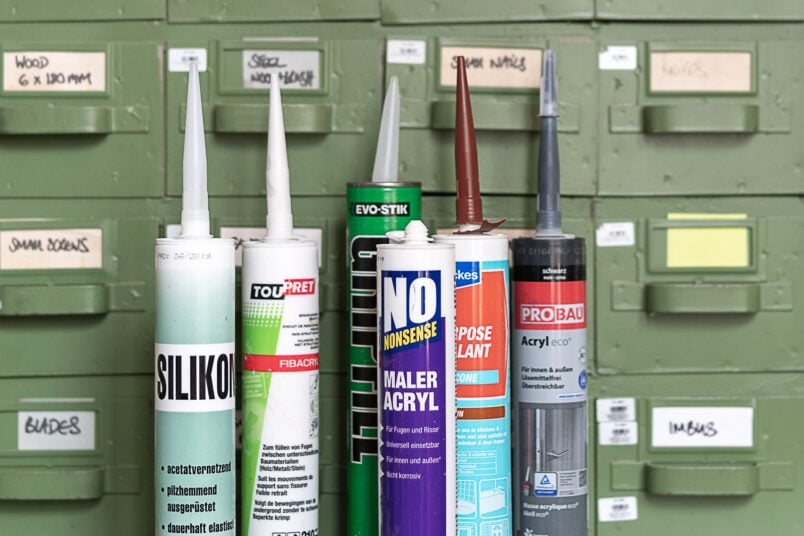 Silicone vs Caulk - What to use guide