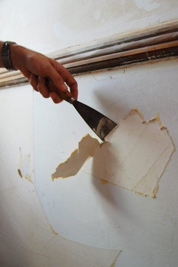 How To Strip Wallpaper