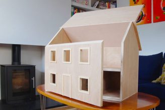 DIY Dolls House