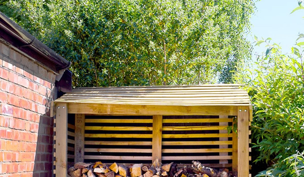 DIY Log Store | DIY Guide: How To Build A Log Store | Little House On The Corner