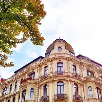 House Hunting In Berlin | Little House On The Corner