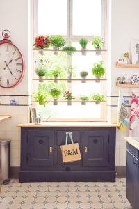 DIY Hanging Herb Garden | Little House On The Corner
