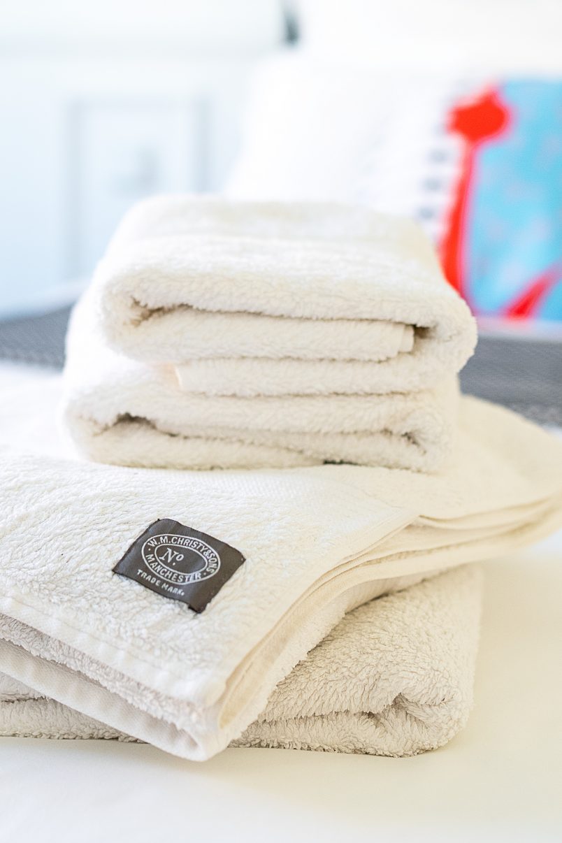 Guest Bedroom Essentials - Fluffy Towels