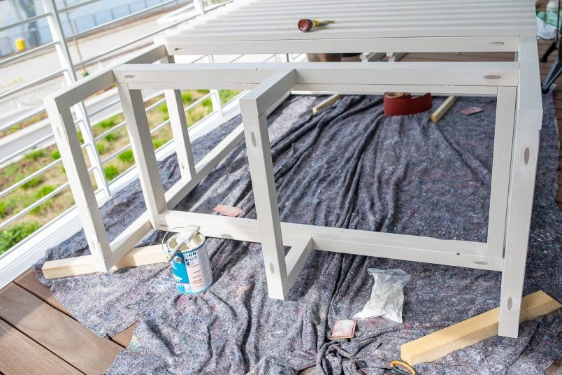 building an outdoor daybed