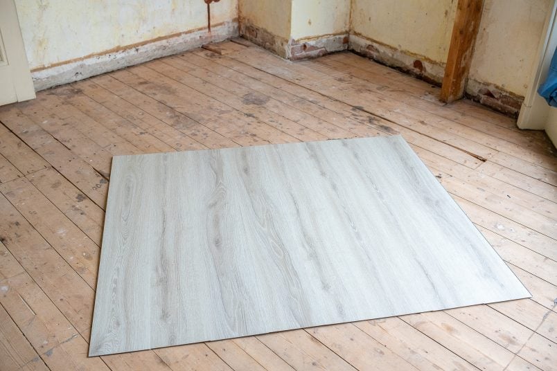 Choosing A Vinyl Plank Floor - Granorte Sea Sand